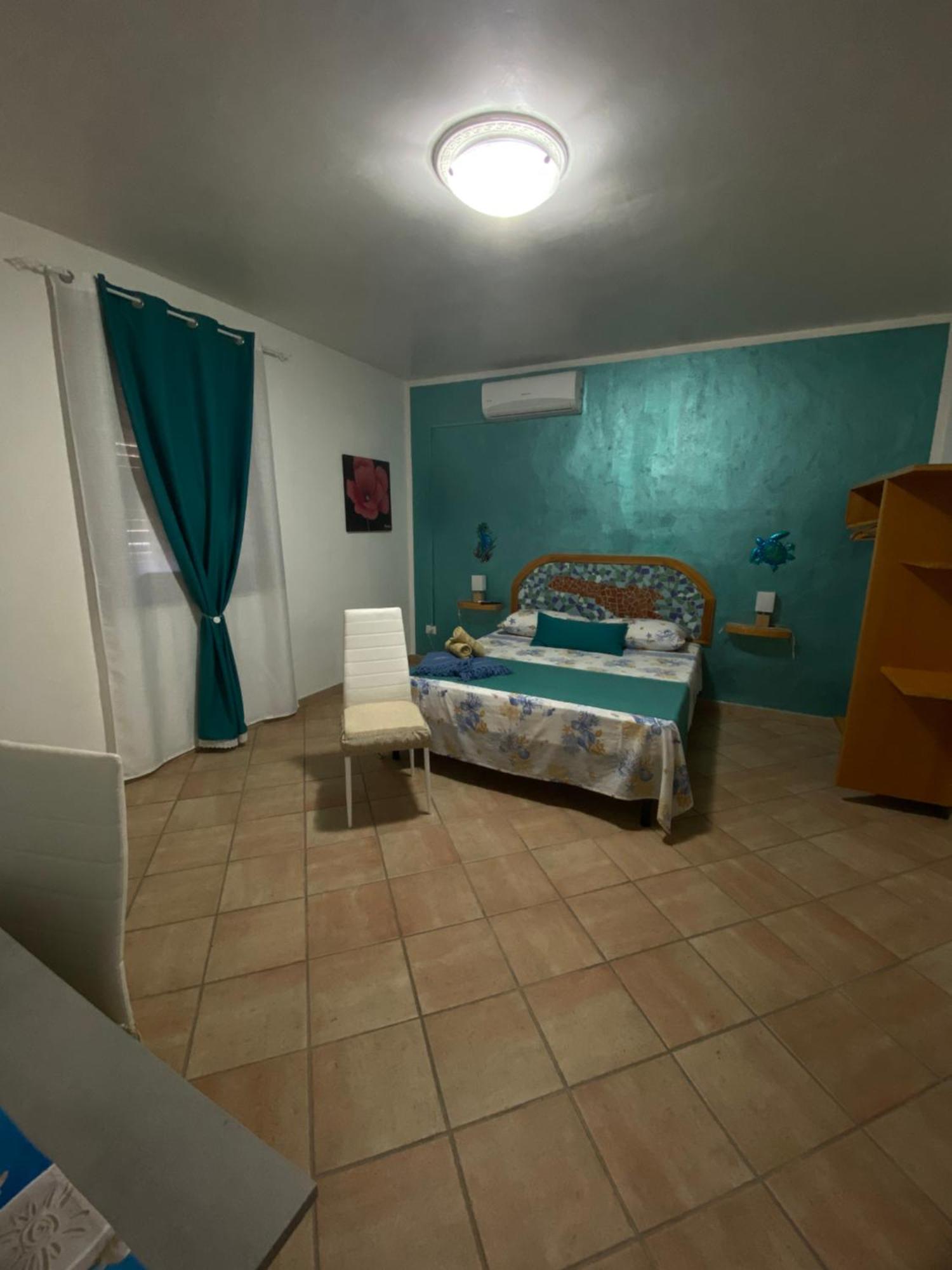 Bed and Breakfast L'Olimpo Sul Mare Lampedusa Esterno foto