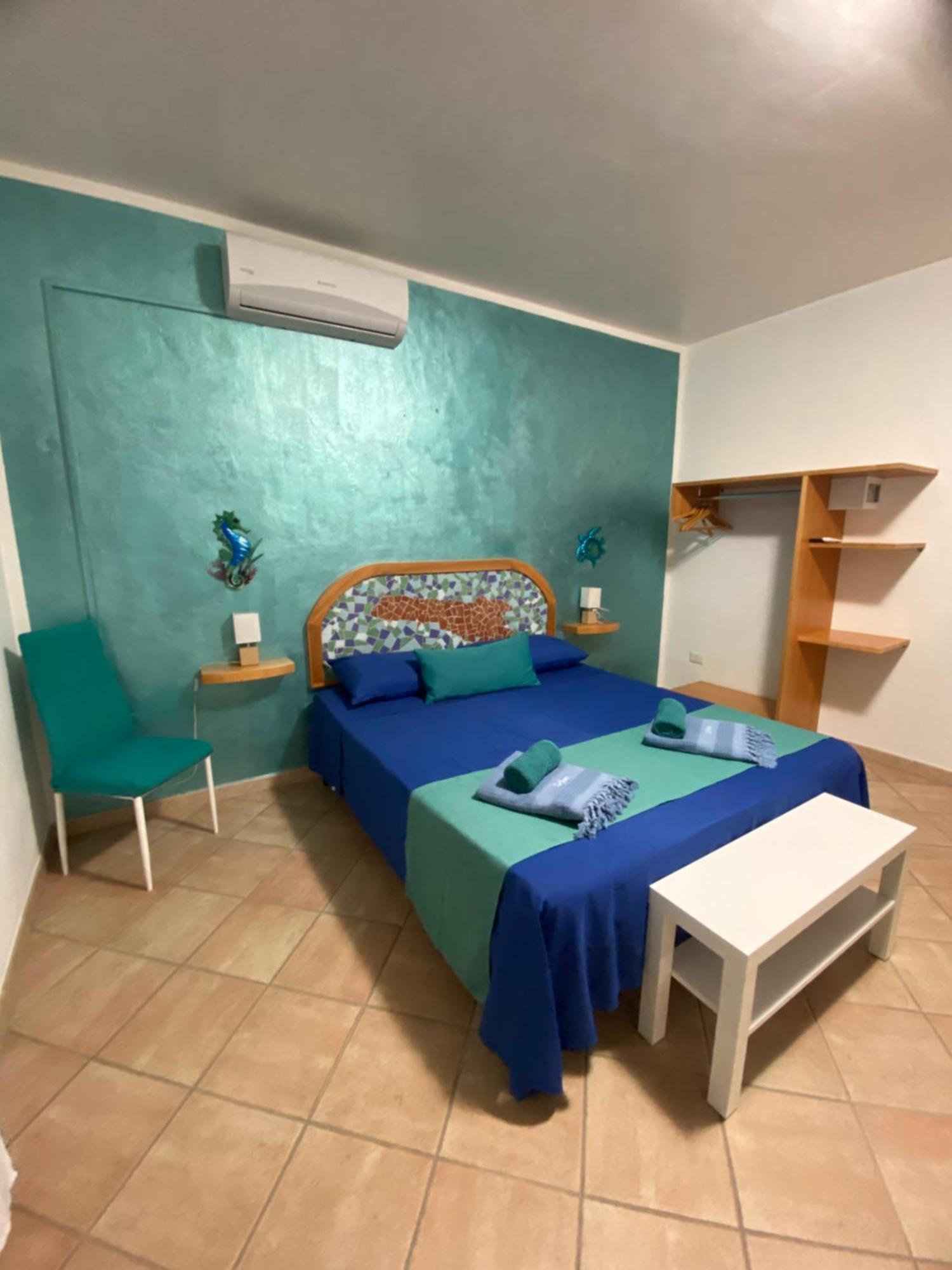 Bed and Breakfast L'Olimpo Sul Mare Lampedusa Esterno foto